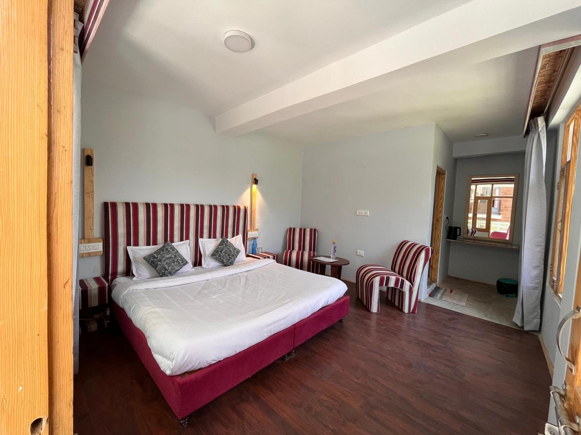 Hotel English Rose, #Personal Parking, #Petfriendly, #Garden, #Bonfire Under The Stars Manāli Εξωτερικό φωτογραφία