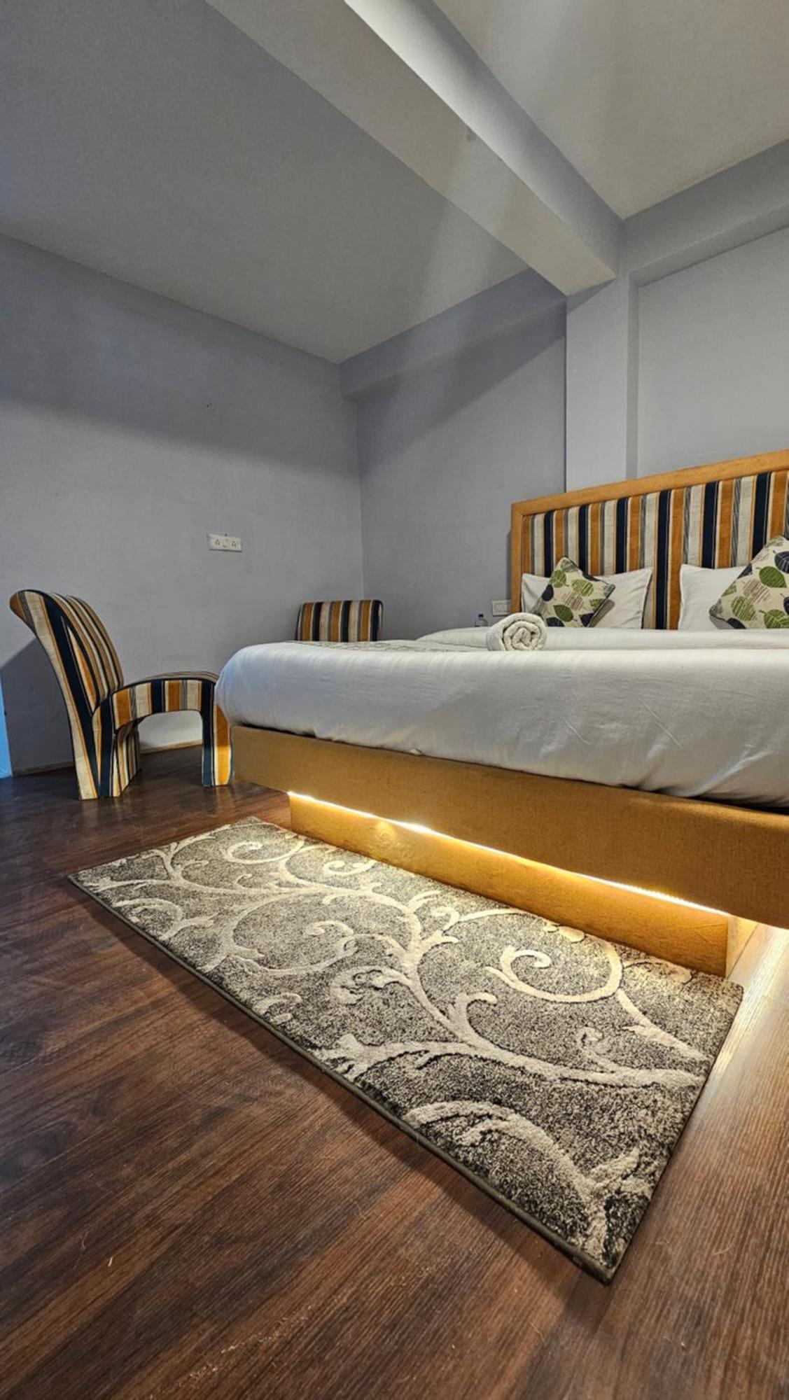Hotel English Rose, #Personal Parking, #Petfriendly, #Garden, #Bonfire Under The Stars Manāli Εξωτερικό φωτογραφία